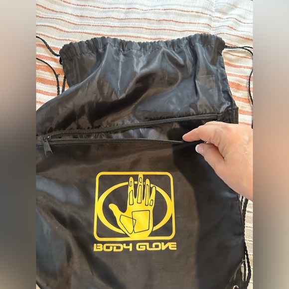 Body Glove Backpack - Picture 6 of 10